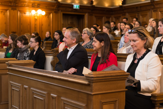 Konferenz im Gemeinderatssitzungssaal