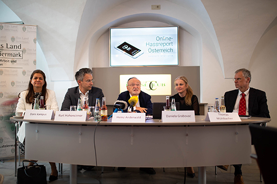 Fotos der Pressekonferenz